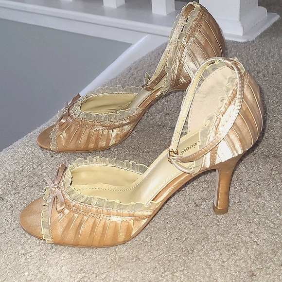 Delicious Shoes - Dark Beige Satin Shoes- 7 1/2